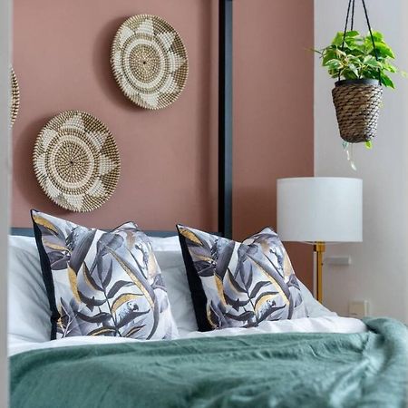Stylish Cardiff City Apartment エクステリア 写真