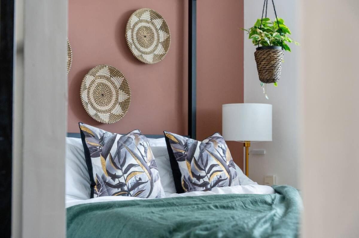 Stylish Cardiff City Apartment エクステリア 写真
